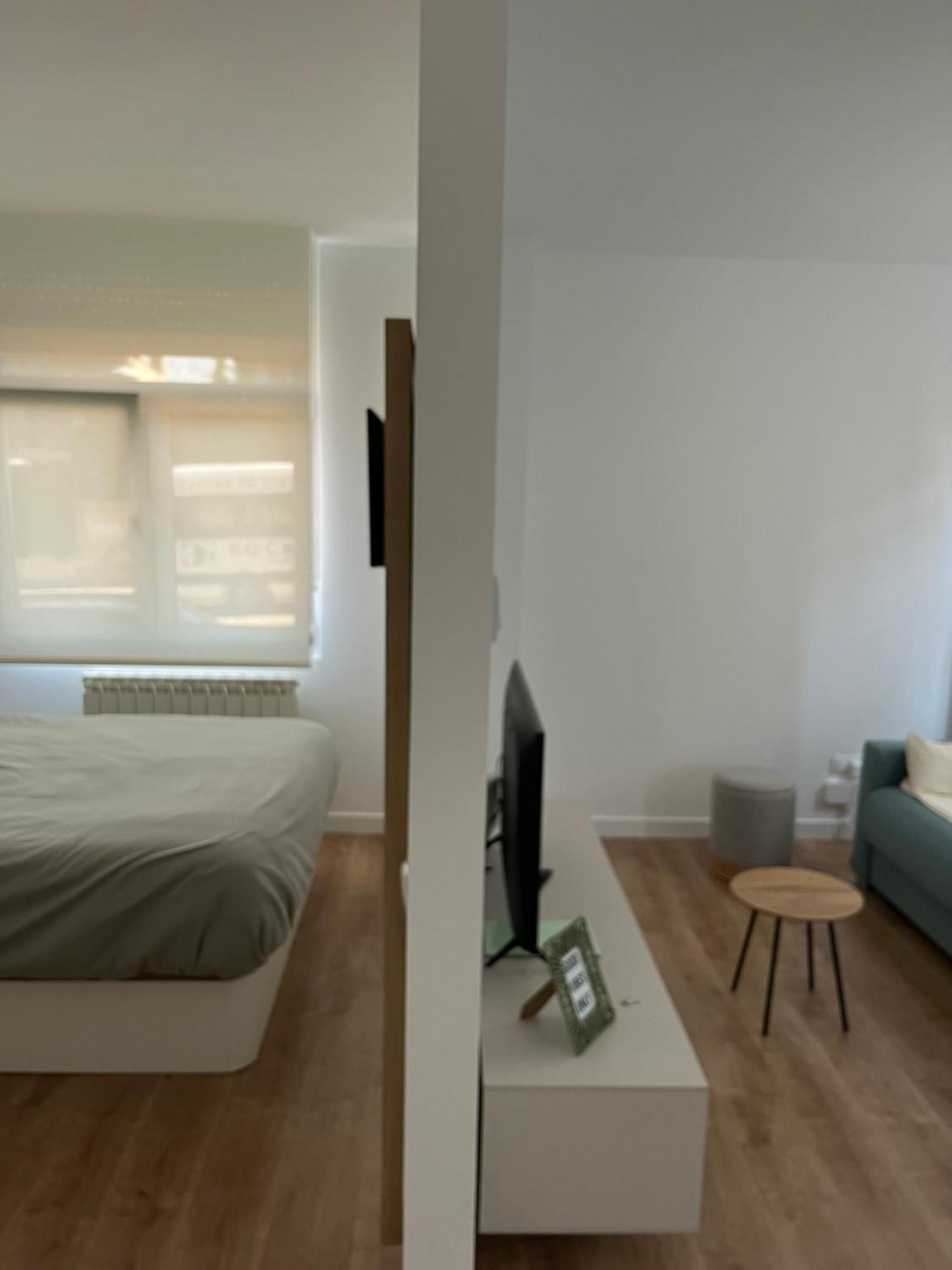 Apartamento Puerta De Burgos Vut09605 Ngoại thất bức ảnh