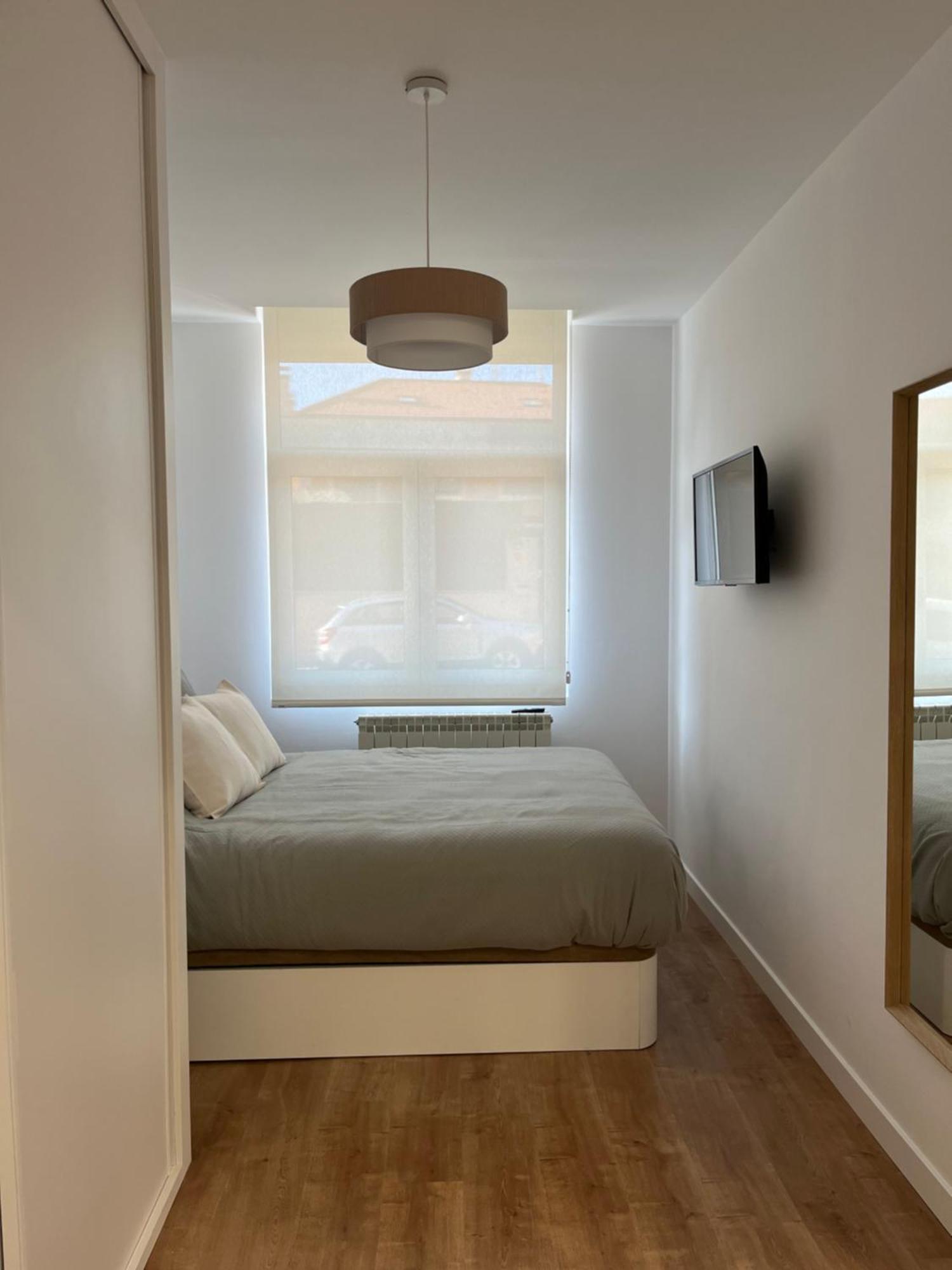 Apartamento Puerta De Burgos Vut09605 Ngoại thất bức ảnh